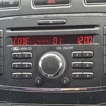 Autoradio Ford 6000 CD de la Fiesta